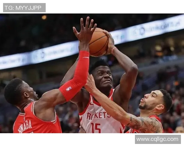 2018年NBA火箭与活塞激战回顾:精彩瞬间与战术分析 2018年NBA火箭与活塞激战回顾:精彩瞬间与战术分析